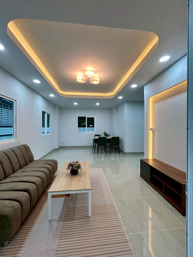 หมู่บ้านคุณาภัทร5 6