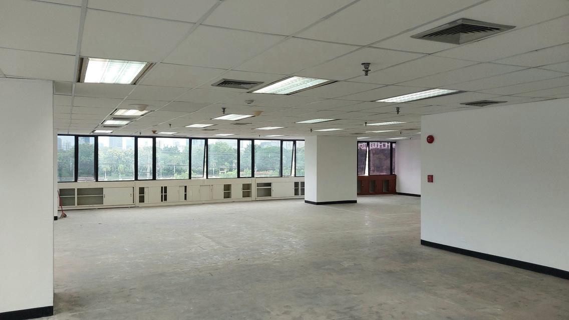Prime Office for SALE – Ocean Tower 1 at Prime Location with Benjakitti Park View 8