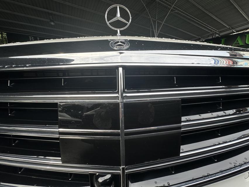 Mercedes Benz E350e Exclusive  9