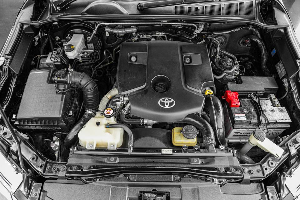 2019 TOYOTA FORTUNER 2.4 V 2WD SUV สีดำ เลขไมล์ 120847 กม. 20