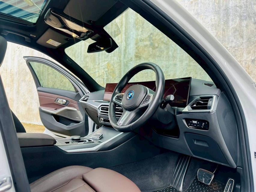 2023 BMW 330e M Sport Plug-in Hybrid G20 LCI รถใหม่ BSI เหลือๆ 8