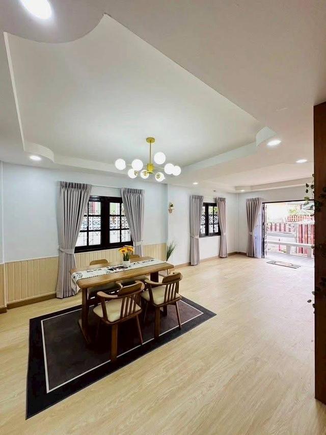 บ้านสวย รีโนเวท ตกแต่งใหม่ พร้อมเข้าอยู่ ศรีราชา-ตึกคอม 10