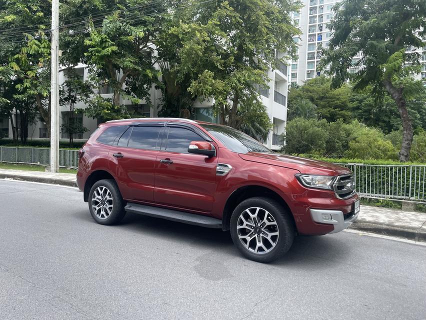 Ford everest 9