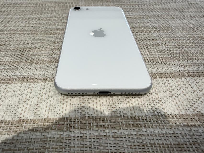 iPhone SE2 64GB สีขาว รูปที่ 2