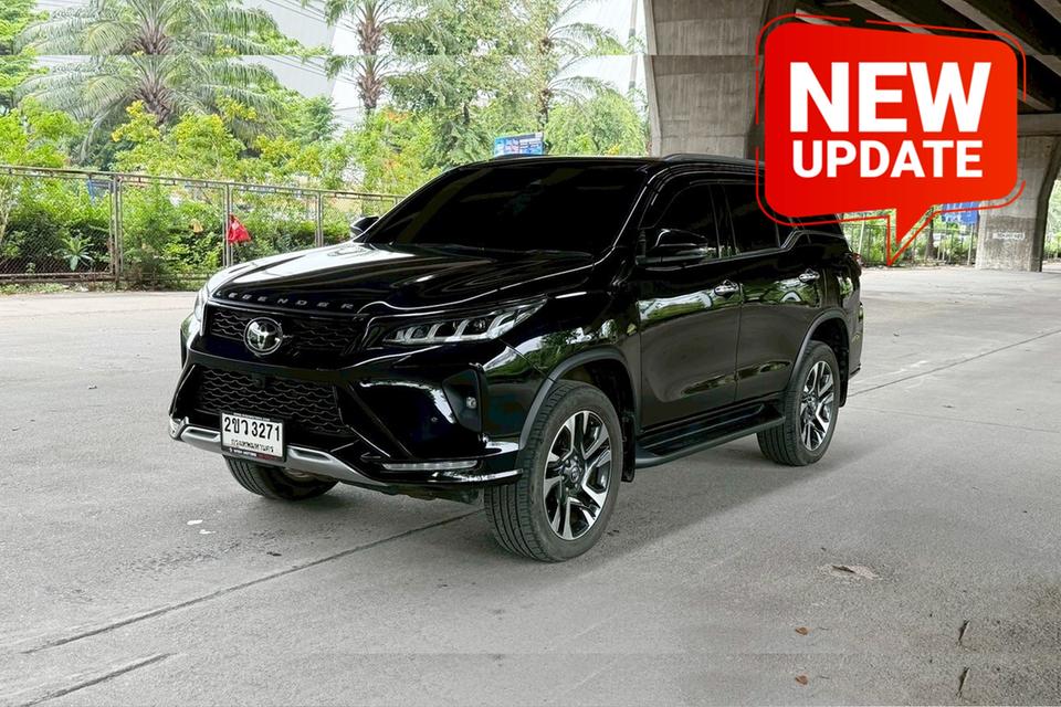 Toyota Fortuner 2.8 Legender 2WD AT ปี 2022