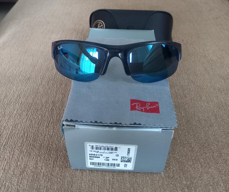 แว่นตากันแดดเรย์แบน รุ่น RB4173 เลนส์พลาสติก Luxottica สีเทา-เขียว รูปย่อยที่ 4