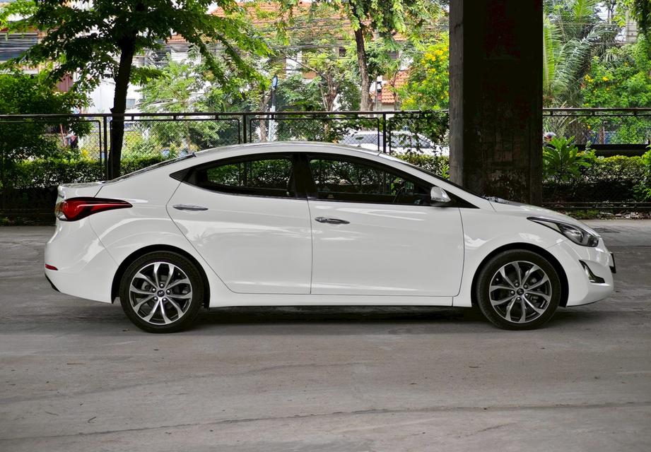 Hyundai Elantra 1.8 GLE ปี 2014