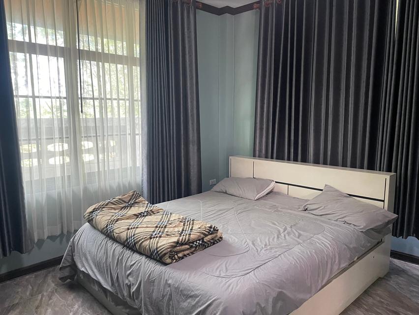 บ้าน 2 หลังติด ในจัตุรัส จังหวัด ชัยภูมิ 2