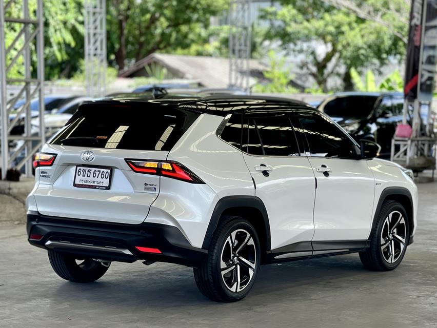 2024 Toyota Yaris Cross 1.5 HEV Premium Luxury สีขาว ไมล์ 7655 กม.