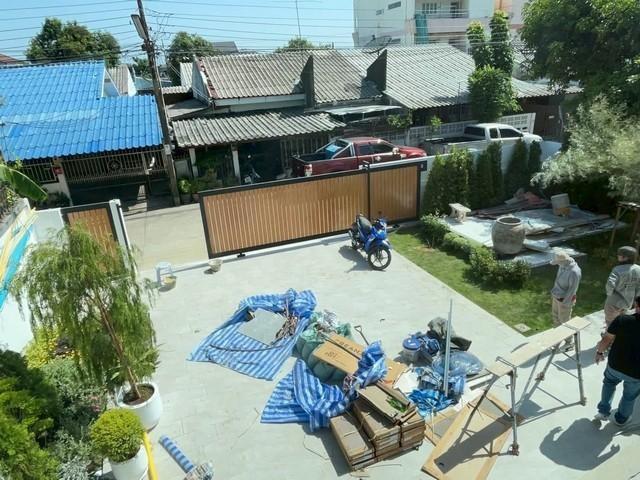 ขายบ้าน เนื้อที่ 100 ตร.วา ย่านโชคชัย 4 เขตลาดพร้าว บ้านรีโนเวทใหม่ทั้งหลัง 3