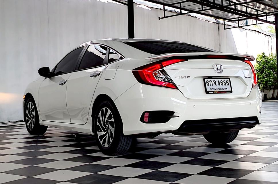   HONDA NEW CIVIC FC 1.8 EL. ปี 2017  MILE. 89,588 Km. (519,000)  6