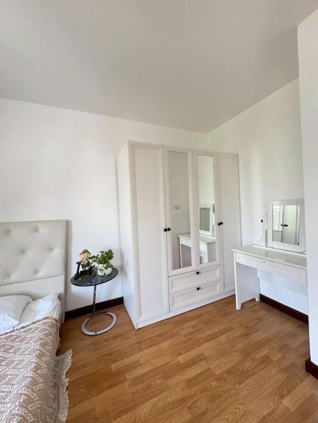 ให้เช่าทาวเฮ้าส์ 2 ชั้น หมู่บ้าน เดอะคัลเลอร์ ดอนเมือง-สรงประภา ใกล้สนามบินดอนเมือง,เมืองเอก,ม.รังสิต,ฟิวเจอร์ มีเฟอร์และเครื่องใช้ไฟฟ้าพร้อมอยู่ ราคา 10