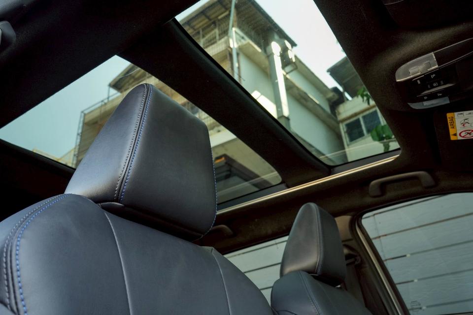 รหัสรถ CBL4022 TOYOTA YARIS CROSS 1.5 HEV Premium Luxury AT 2024 รูปที่ 9