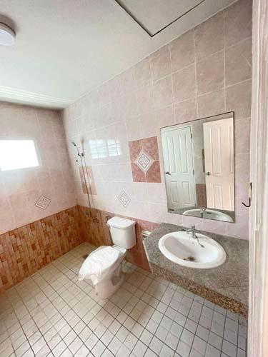 H-108 : บ้าน Renovate ใหม่ทั้งหลัง 50 ตร.วา ม.ฟลอร่าวิลล์ ถ.สุวินทวงศ์ 38 หนองจอก 19