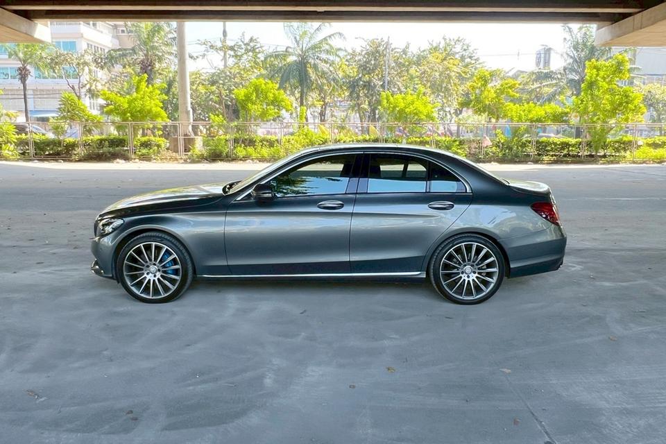 ลดล้างสต๊อก!! Mercedes-Benz C350e Plug-in Hybrid W205 AMD Dynamic AT ปี 2018 8
