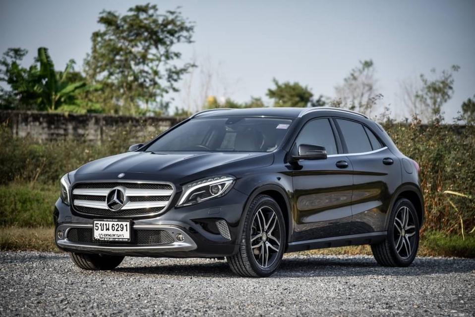 Mercedes-Benz GLA200 1.6 Urban AT 2014 รหัส CBL6291