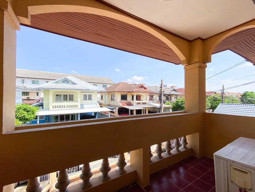 🏡 ขายด่วน! บ้านเดี่ยว 2 ชั้น แปลงมุม หมู่บ้านศราวัณวิลล์ ซอย 12 เนื้อที่ 52 ตร.วา 4 นอน 2 น้ำ จอด 3 คัน ทำเลติด Central แจ้งวัฒนะ เพียง 5.5 ลบ.! 🏡 13