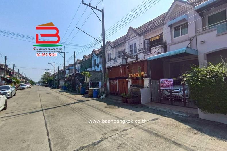 ทาวน์เฮ้าส์ เบญจพฤกษ์ (ใกล้มหาลัยเทคโนโลยีราชมงคลธัญบุรี) เนื้อที่ 18.3 ตรว. ตำบลคลองห้า อำเภอคลองหลวง จังหวัดปทุมธานี 3