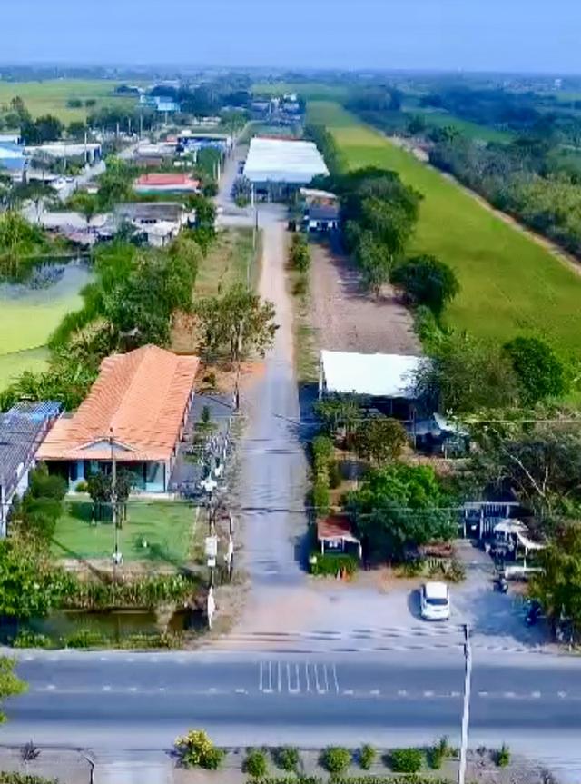 ที่ดิน 13 ไร่ พร้อมโกดัง มีรายได้ปัจจุบัน 2 แสนกว่าบาท สามารถขยายโกดังเพิ่มได้มีคนรอเช่าอีกหลายเจ้า 1