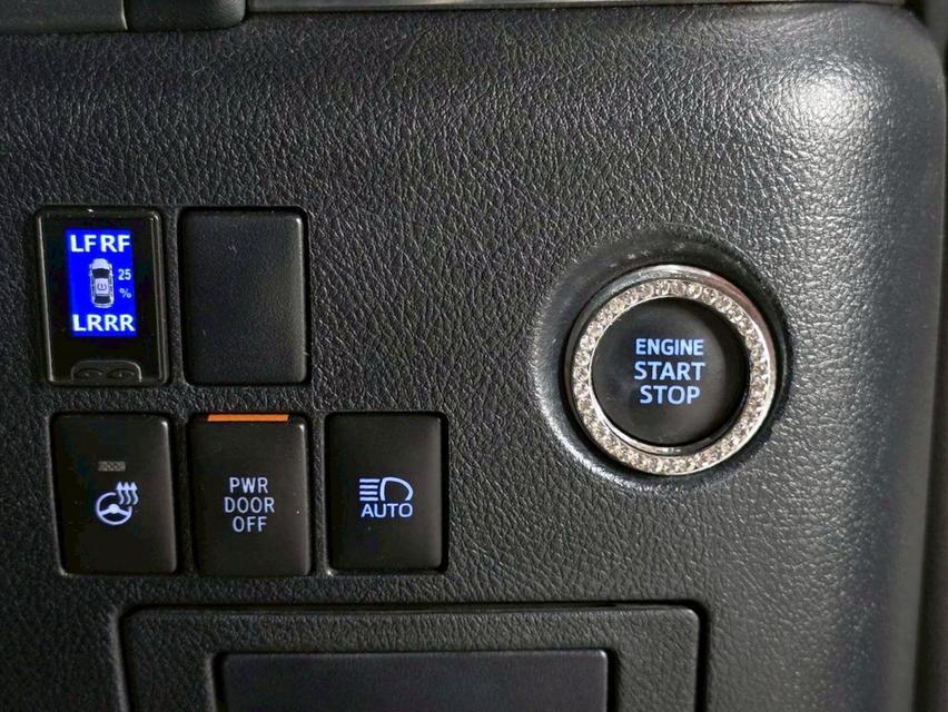 Toyota Alphard 2.5SC ปี20 8