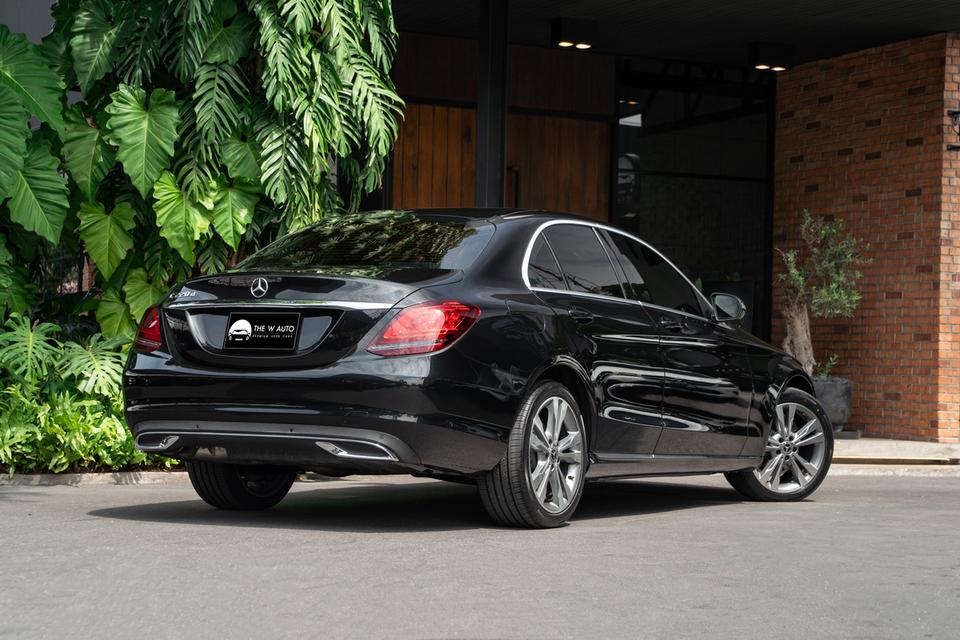 “Mercedes-Benz C220d Avantgarde” ปี 2019 2