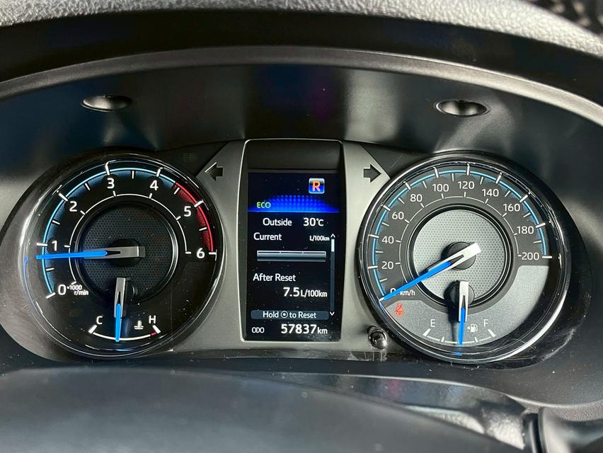 Toyota Revo 2.8 4wd ปี22 7