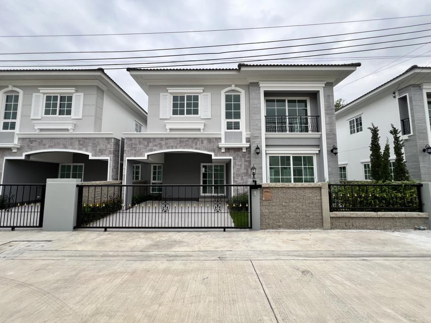 ให้เช่าบ้าน โครงการโกลเด้น นีโอ แจ้งวัฒนะ ติดถนนใหญ่ ทำเลเยี่ยม ตรงข้ามเมืองทองธานี 1