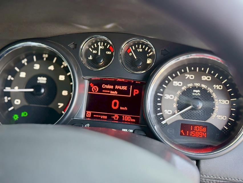 ปี 2011 PEUGEOT RCZ, 1.6 โฉม RCZสีดำ เครื่องยนต์เบนซิน เทอร์โบ บุ้คเซอร์วิสครบ 15