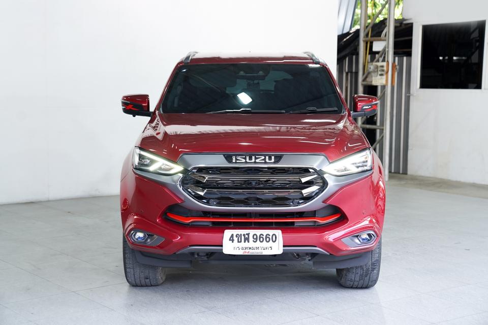 ISUZU MUX 3.0 ultimate AT (ปี 2023)