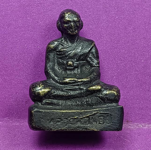 รูปหล่อโบราณรุ่นแรกหลวงพ่อน้อยวัดธรรมศาลา