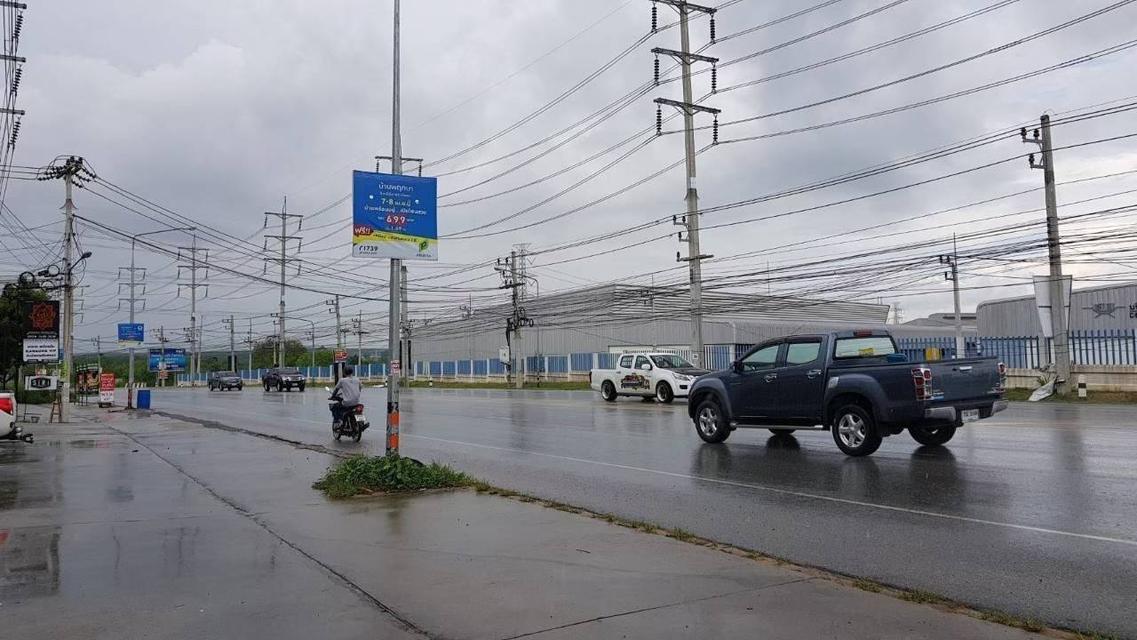 ขายอาคารพาณิชย์ ในนิคมปลวกแดง ต.ปลวกแดง จ.ระยอง 3 ชั้น 16.5 ตรว. ขายราคา 4.1 ล้านบาท สนใจติดต่อ 085-1210072 Line ID : kingrice79 3