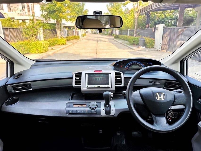 💙รถที่หายากที่สุด ขายถูกที่สุดในประเทศ💙 HONDA FREED 1.5 E SPORT สีขาวมุก ปี 2012 ใช้งานน้อยมากเพียง👉17x,xxx👈กิโลเมตร รูปที่ 8