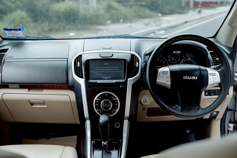 Isuzu MU-X 3.0Dvd ปี19 14