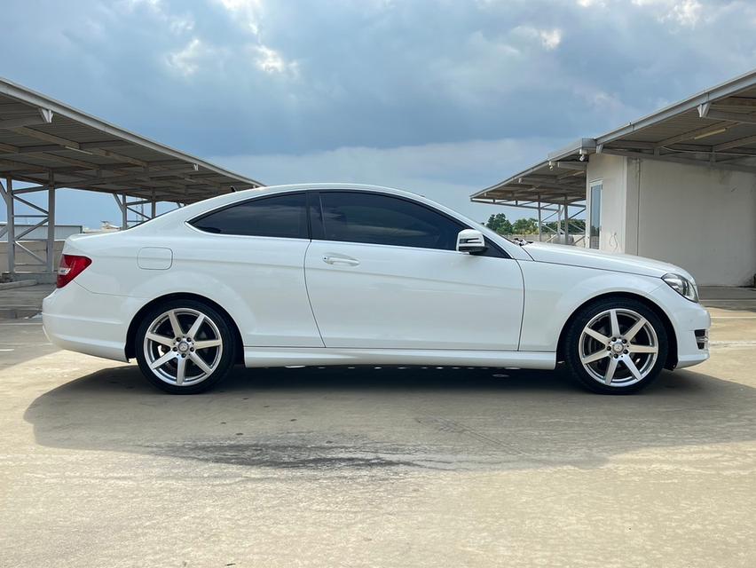 Mercedes-Benz C180 CGI Coupe AMG Package (W204) 1.6L Turbo 2