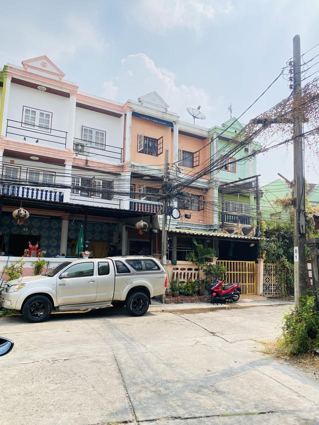 Townhouse for sale 3 floor Sukhumvit Road soi 77 2