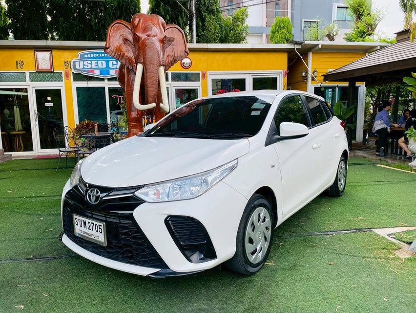 TOYOTA YARIS 1.2 Entry ปี 2022 + LPG แอร์เย็นฉ่ำ พร้อมใช้งาน