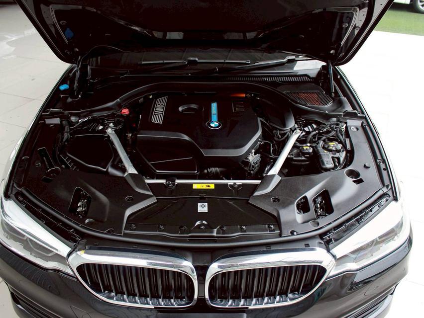 ขาย BMW 530e Elite ปี20 18