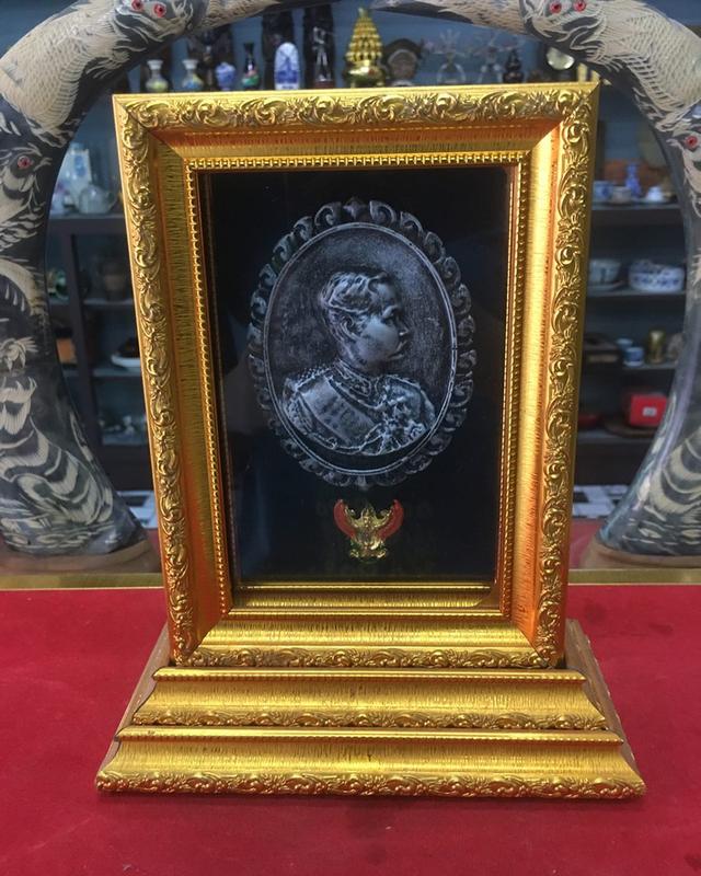 ภาพ ร.5 พร้อมกรอบ
