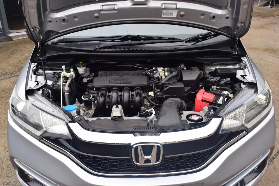 Honda Jazz 1.5V 5
