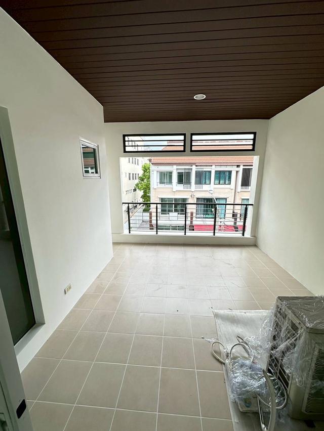 ขายทาวน์โฮม 3 ห้องนอน  บ้านกลางเมือง ถนนราษฎร์บูรณะ  ใกล้ธนาคารกสิกร-สำนักงานใหญ่ 13