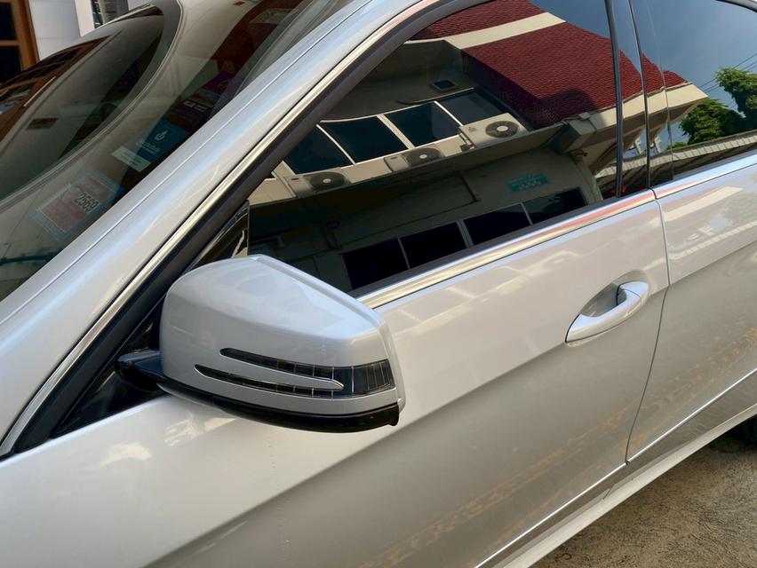 รถยนต์ Mercedes Benz รุ่น E 200 CGI BE ปี 2011 สีเทา 18