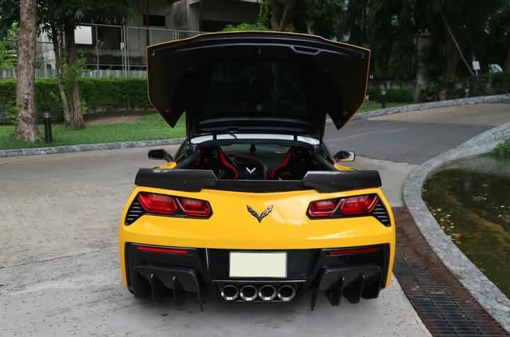 ขาย Chevrolet Corvette สีเหลือง 5