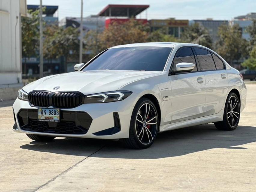 BMW 330e M Sport LCI G20 2023 รถใหม่กริ๊บบ ถูกกว่าป้ายแดงถึง8แสน 3