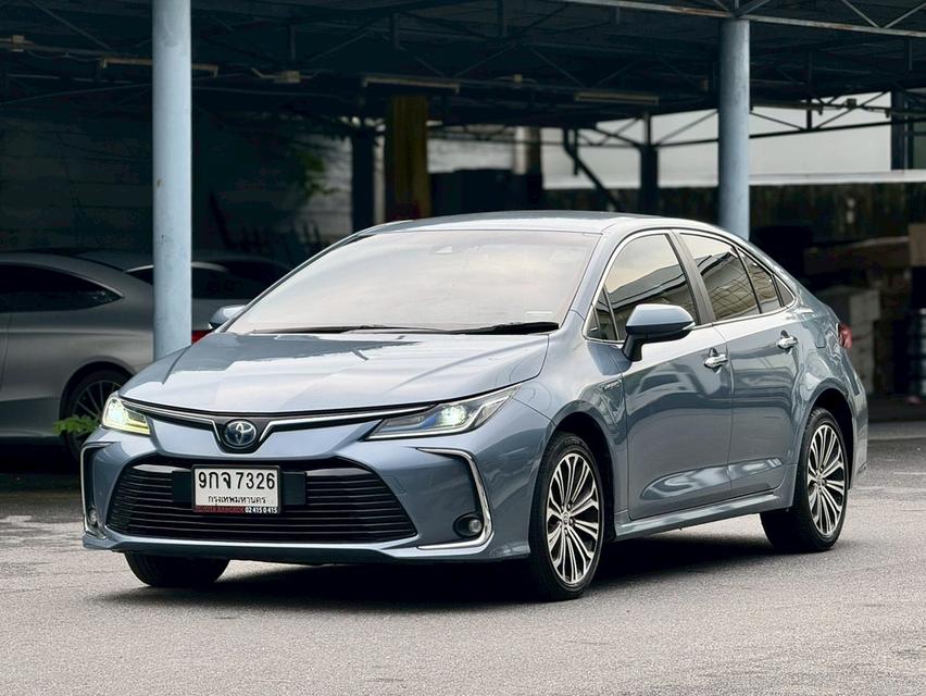 TOYOTA  ALTIS  Sedan 4dr Hybrid High E-CVT 7sp FWD 1.8สีเทา  Y2019 เกียรออโต้ 