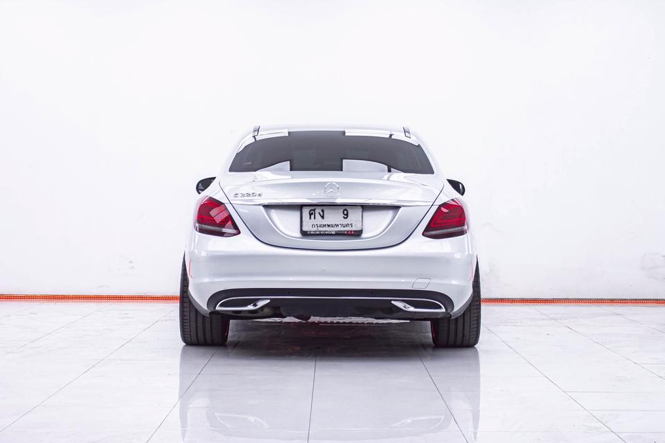 BENZ C220D 2.0 AVANTGARDE AT 2021C-Class ดีเซล ตัวท็อป Avantgarde โฉม W205 LCI รูปย่อยที่ 4