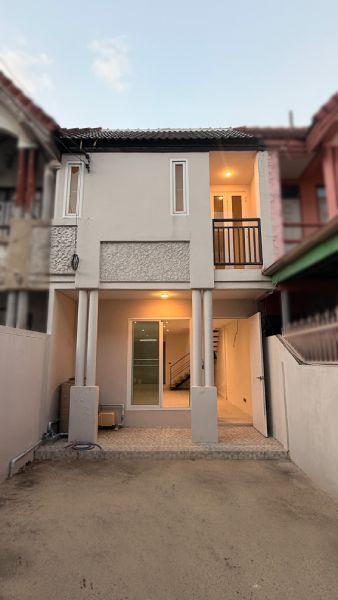 ขายทาวน์เฮ้าส์ ซ.โรงนมตรามะลิ(อุดมเดช) ติดถ.สุขุมวิท(ปากน้ำ) ใกล้ BTS ช้างเอราวัณ 280 ม. สมุทรปราการ l รีโนเวทใหม่ พร้อมอยู่ 2