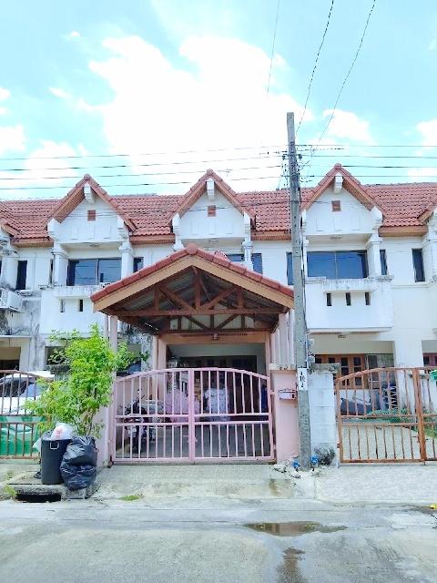 MRT ตลาดมีนบุรี 1กม.ให้เช่าทาวน์โฮม 2 ชั้น 21 ตร.วา.170 ตร.ม.รร.นานาชาติร่วมฤดี 2.6 กม.ทำเลดี 2นอน 2