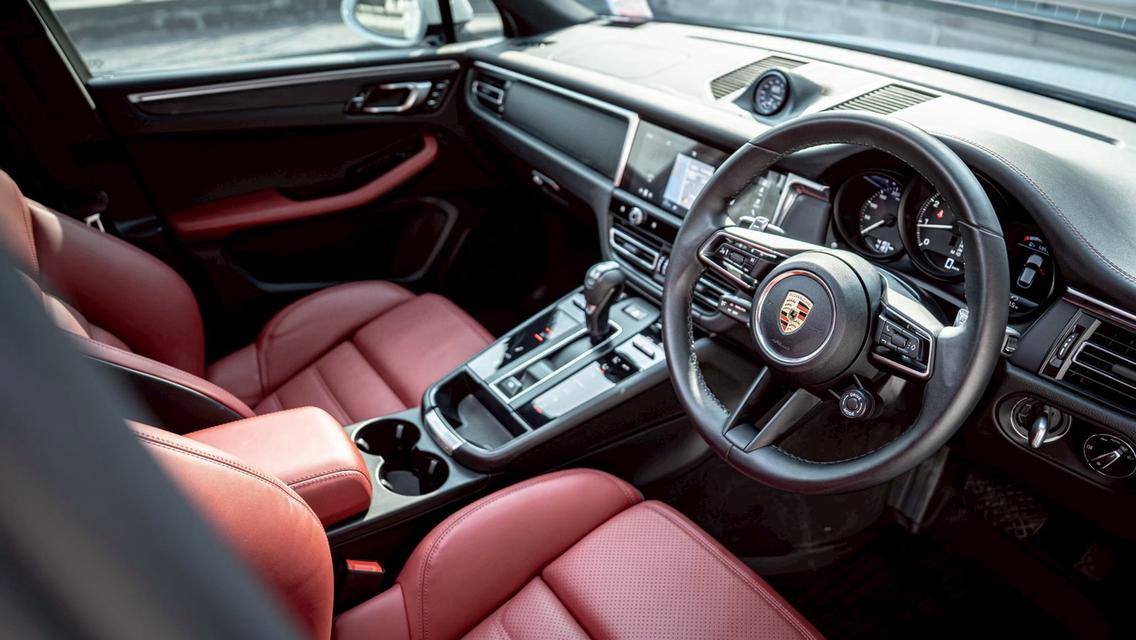 Porsche Macan 2023 Full Option !!! คันนี้กด Option มาเกือบล้าน รถศูนย์ AAS เลขไมล์แท้เพียง 5,000 กม. เท่านั้น รูปที่ 18