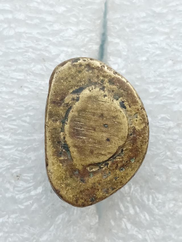 หลวงพ่อเงิน พิมพ์นิยม B รูปที่ 5