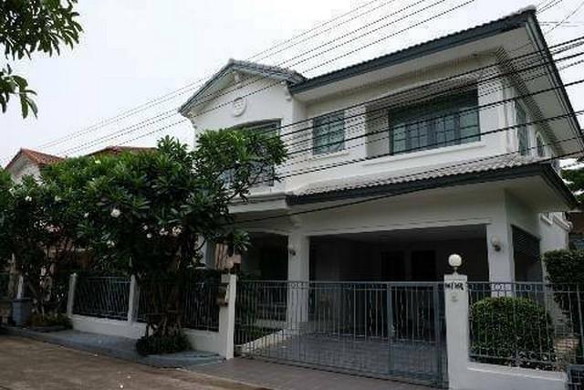 ให้เช่าบ้านเดี่ยว เฟอร์นิเจอร์ครบ 3 ห้องนอน 4 ห้องน้ำ หมู่บ้านม้ณฑนา ศรีนครินทร์ ศรีด่าน 22 1